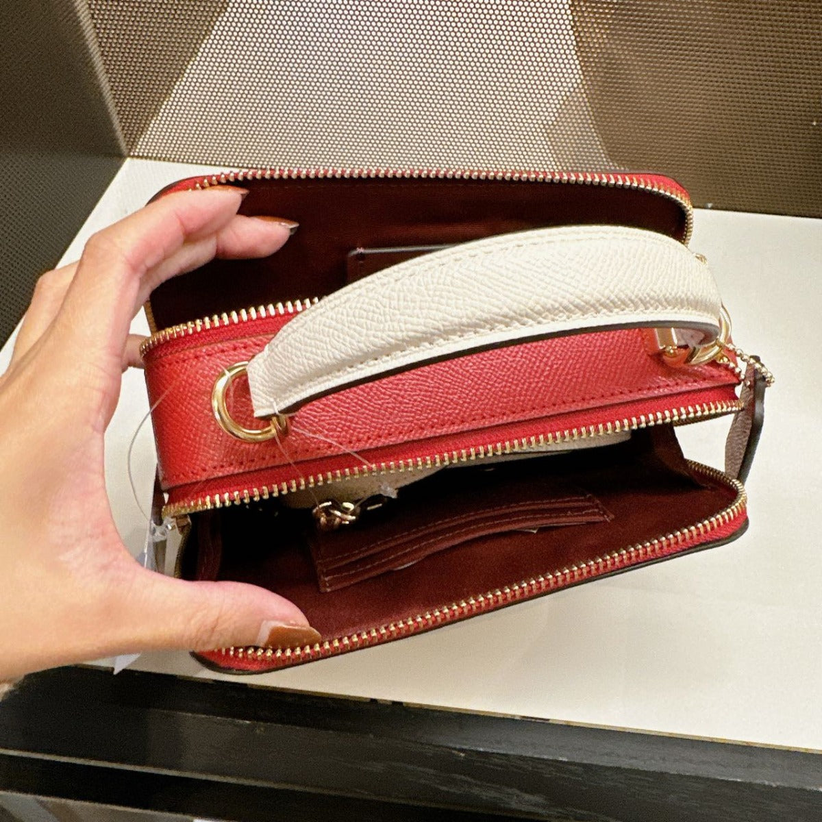 Coach CC377 Disney X Coach Box Crossbody With Cruella Motif IM/Red Apple Multi Coach CC377 Disney X Coach Box Crossbody With Cruella Motif IM/Red Apple Multi